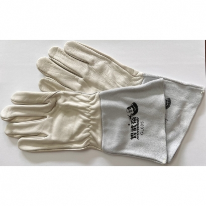 driver gloves.jpg